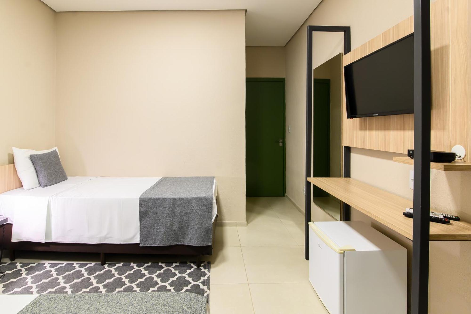 Santa Cruz Hotel