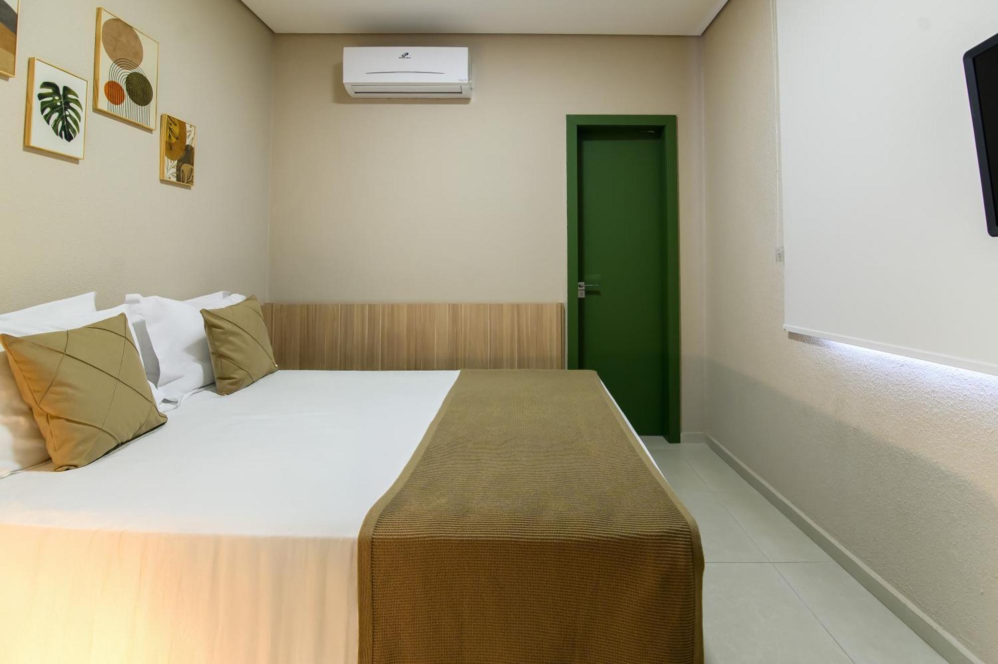 Hotel Santa Cruz 3*